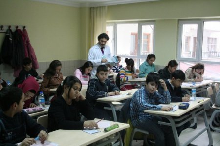 Nevşehir'de ödüllü başarı planlama sınavında izdiham yaşandı