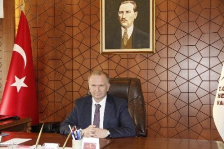 Nevşehir'e atanan Vali Ceylan görevine başladı