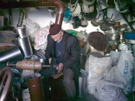 Nevşehir'in 72 Yaşındaki Son Bakırcı Ustası