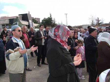 Nevşehir’in umrecileri dua ve tekbirlerle uğurlandı