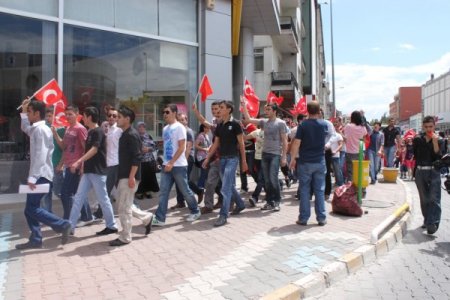 Nevşehirliler 13 Şehit İçin Yürüdü