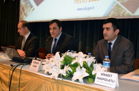 Nevzat Pakdil: Kentsel dönüşüm yıkım değil yenilenmedir