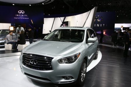 New York Otomobil Fuarı'nda kaza güvenlik teknolojileri ön planda