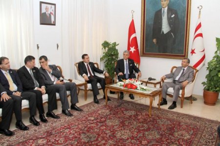 New York Zirvesi Öncesinde Tbmm Heyetinden Ktkc'ye Destek Ziyareti