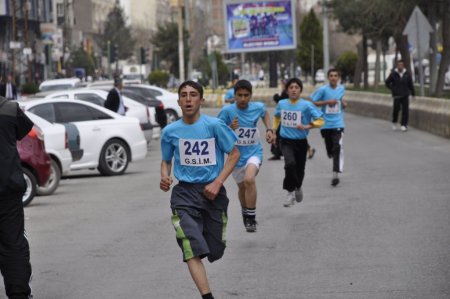 Newroz koşusunda madalyalar sahibini buldu