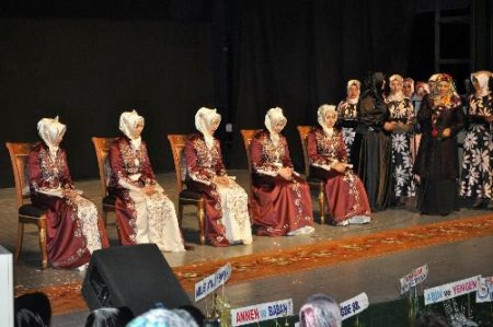 Niğde'de Bir İlk: 5 Bayan Hafız Muradiye Kız Kur'an Kursu'ndan Mezun Oldu