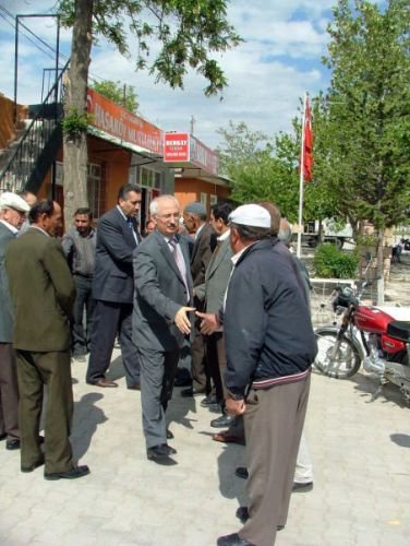 Niğde'de Bu Yıl 106 Kilometre Yol Çalışması Yapılacak