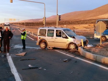 Niğde'de kaza: 9 yaralı