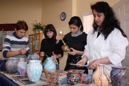 Niğmek Takı Tasarım Ve Ebru Kursu Üçüncü Dönem Kayıtları Başladı