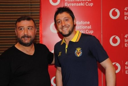 Nihat Kahveci: Ülkemizde futbol şampiyon olan takıma göre şekilleniyor