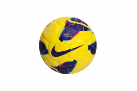 Nike, Spor Toto Süper Lig'in kış futbol topunu yeniledi