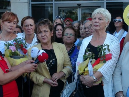 Nilgün Doğan ve İrem Kutluk, suçu basın mensuplarına attı