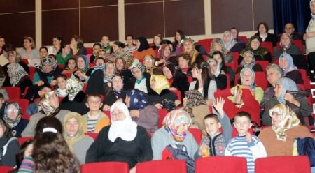 Nilüfer Belediyesi Kadın Ve Gençleri Sanata Taşıyor