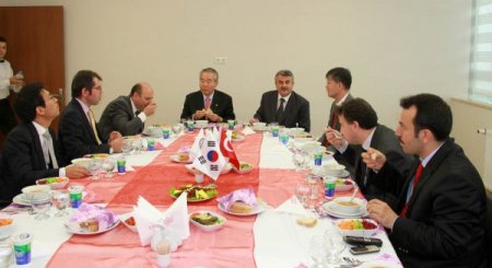 Nilüfer Kurumları ile Güney Koreli UNIST arasında işbirliği