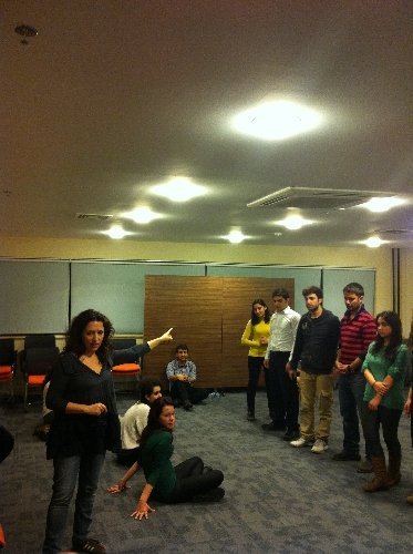 Nilüfer Sanat Tiyatro Atölyeleri'nde yeni tiyatrocular yetişiyor