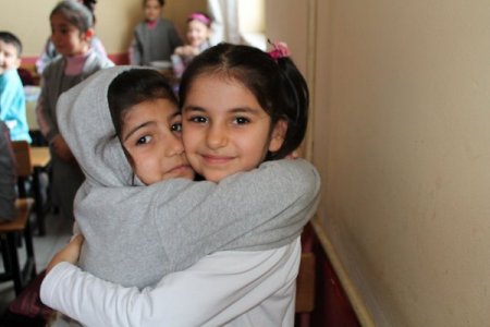 Nilüferli miniklerden kardeş okul ziyareti