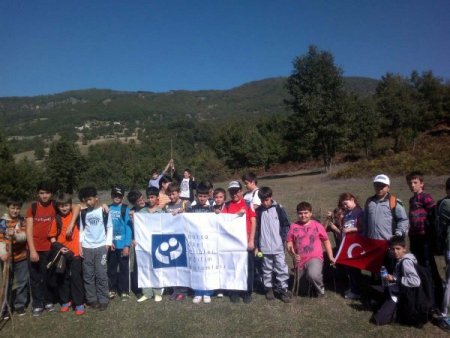 Nilüferli öğrenciler doğa yürüyüşü yaptı