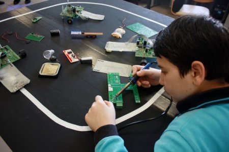 Nilüferli Öğrenciler Roboteknik Kulübü Kurdu