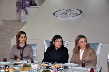 Nimet Baş: Malatya darbe hazırlıklarının pilot ili seçilmiş