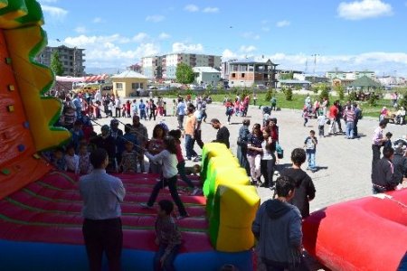 Nizamiye Koleji'nde bahar şenliği