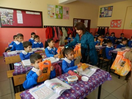 Nizip’ten Derik’e kardeş okul ziyareti