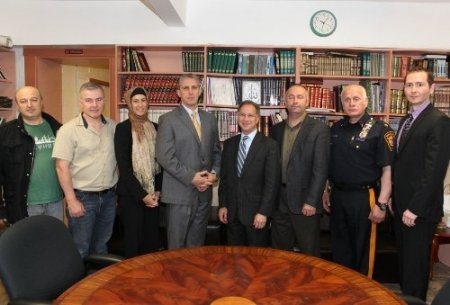 NJ Başsavcısı Fishman, Türk Cami'nde diyalog çağrısı yaptı