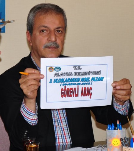 Noel pazarı parasıyla engellilere seyyar asansör alınacak