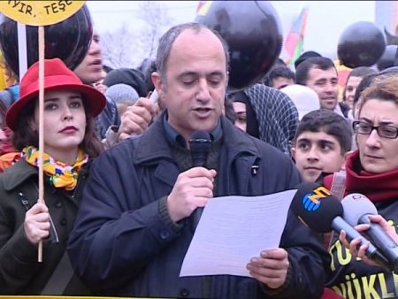 Nükleere Karşı İnsan Zinciri Oluşturdular (2)