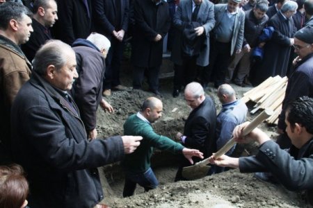 Numan Kurtulmuş, kayınbiraderini ebediyete uğurladı