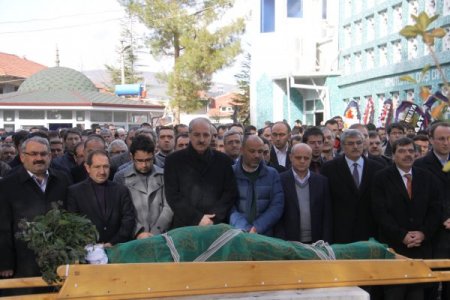 Numan Kurtulmuş, kayınbiraderini ebediyete uğurladı