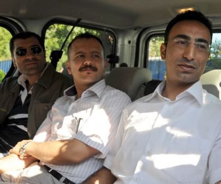 Öcalan'ın Avukatları Hava Muhalefetine Takıldı