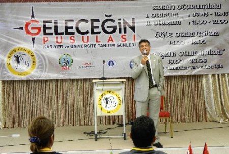 Ödemiş'te Kariyer ve Üniversite Tanıtım Günleri düzenlendi