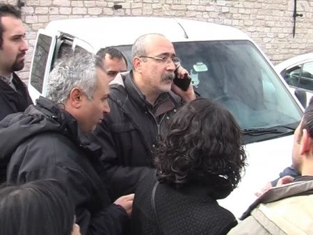 Ödp Eyleminde Gazete Yöneticisine Gözaltı