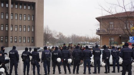 ODTÜ'de çıkan olaylarla ilgili gözaltına alınan 10 kişi adliyede (2)
