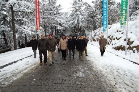 Oflu Eğitimciler Gürcistan'ın Eğitim Sistemini İnceledi