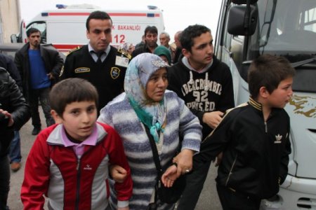 Öğle yemeğinden zehirlendikleri iddia edilen 36 öğrenci tedavi altına alındı