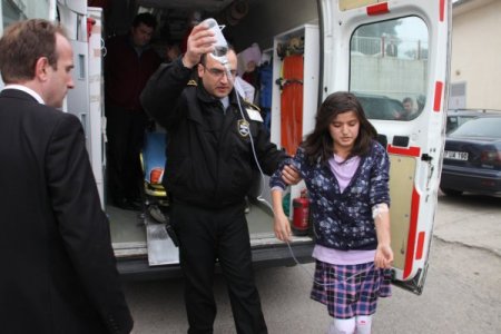 Öğle yemeğinden zehirlendikleri iddia edilen 36 öğrenci tedavi altına alındı