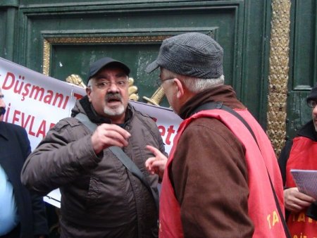 Oğlunu örgütten kurtarmak isteyen babaya TAYAD'lılardan baskı