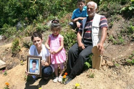 Oğlunu Ve Damadını Grizuda Yitiren Acılı Baba: Onlar Gelmeyince Biz Geldik