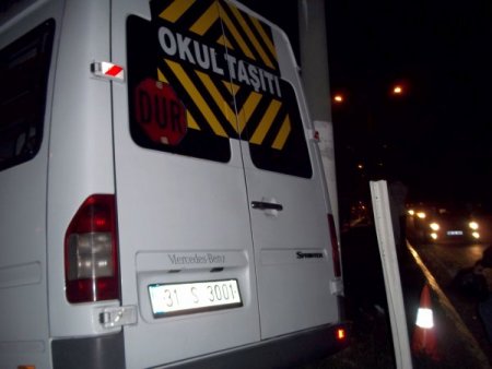 Öğrenci servisinin de karıştığı kazada 5 kişi yaralandı