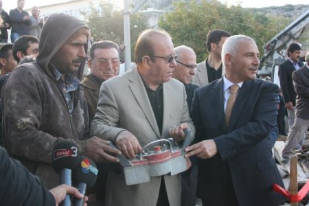 Öğrenci yurdunun temeli dualarla atıldı