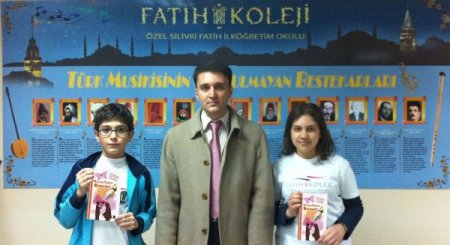 Öğrenciler, Anne Şiirlerini Hatice Belgin İçin Kitaplaştırdı