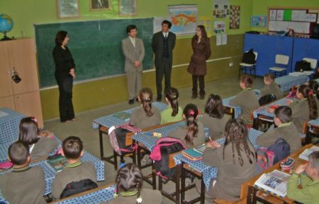 Öğrenciler, Deprem Konusunda Japon Uzmanlar Eşliğinde Eğitiliyor