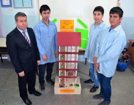 Öğrenciler, engellilere özel asansör geliştirdi
