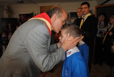 Öğrenciler, Kendine Öz Güven Ve Takım Ruhu Başarısını İzcilikle Öğreniyor