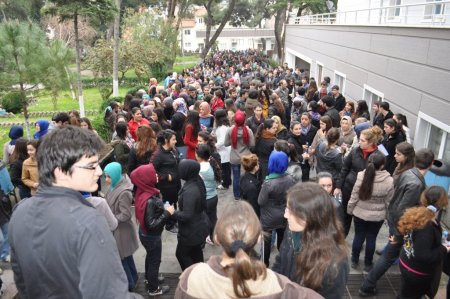 Öğrenciler, Körfez Dershaneleri'nde YGS'nin provasını yaptı