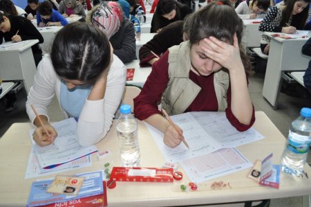 Öğrenciler, Körfez Dershaneleri'nde YGS'nin provasını yaptı