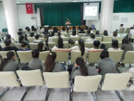 Öğrenciler, obezite konusunda bilgilendirildi