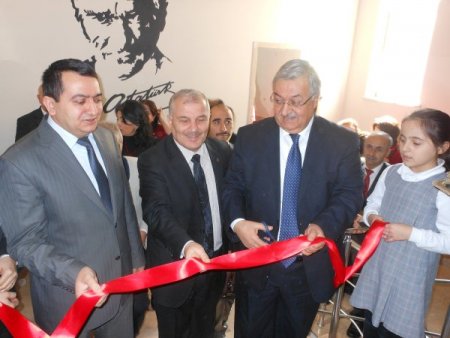 Öğrenciler, ‘Şairler ve Tasarım Sokağı'ndan geçiyor