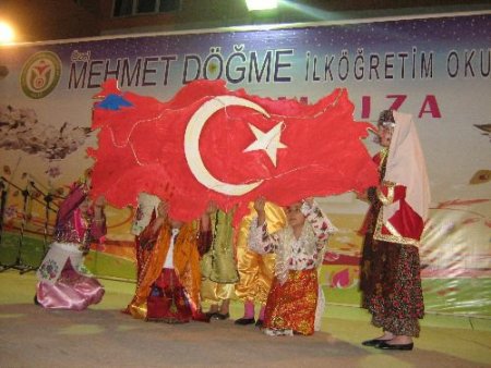 Öğrenciler, Velileriyle Birlikte Eğlendi